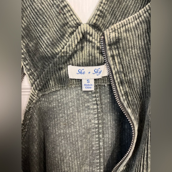 Olive green corduroy overall dress w/ pockets & front zipper; size small; new - Picture 3 of 6